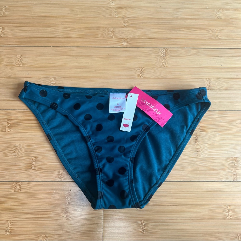 Xhilaration emerald green polka dot hipster bottoms 💚NWT